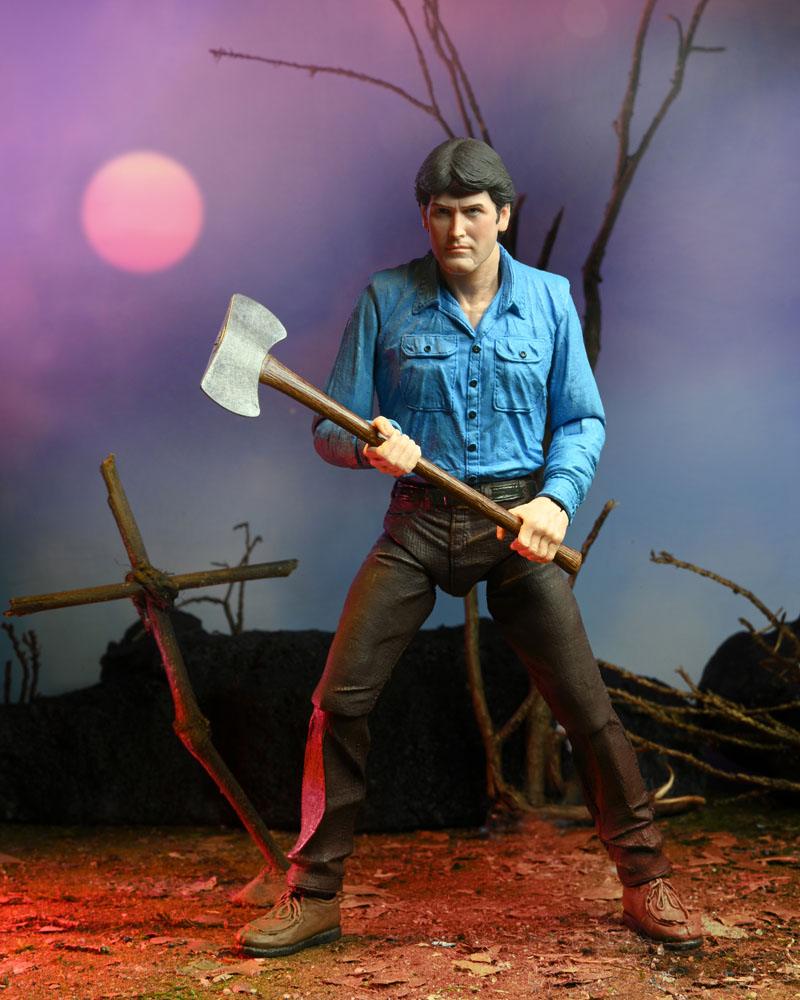 Evil Dead figurine Ultimate Ash 18 cm