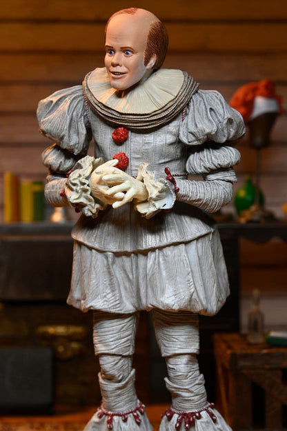 Ça: Welcome To Derry figurine Ultimate Bob Gray As Pennywise 18 cm
