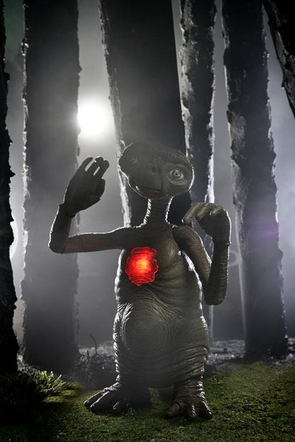 E.T., l'extra-terrestre figurine Ultimate Deluxe E.T. 11 cm