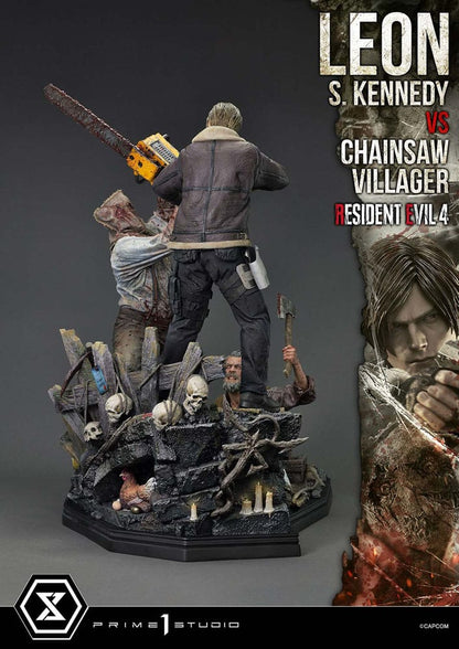 Statuette Resident Evil 4 Ultimate Premium Masterline Series 1/4 Leon S. Kennedy vs. Chainsaw Villager 76 cm