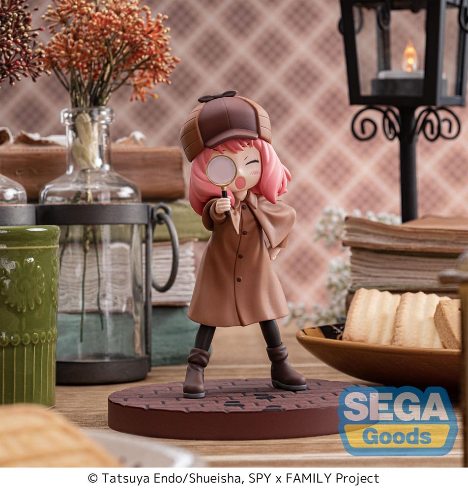 Spy x Family : Statuette Luminasta PVC Anya Forger Playing Detective 12 cm