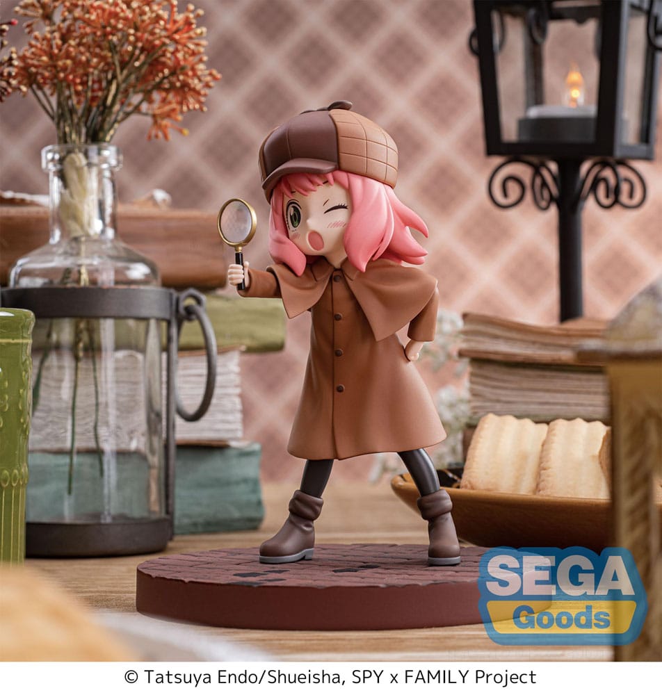 Spy x Family : Statuette Luminasta PVC Anya Forger Playing Detective 12 cm