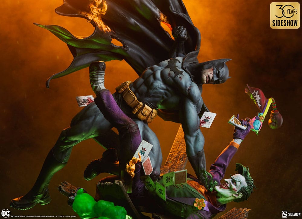 DC Comics statuette Premium Format Batman vs The Joker: Eternal Enemies 81 cm