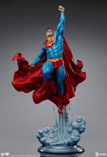 DC Comics statuette Premium Format Superman 84 cm