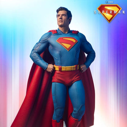 Superman (2025) statuette Premium Format Superman 61 cm
