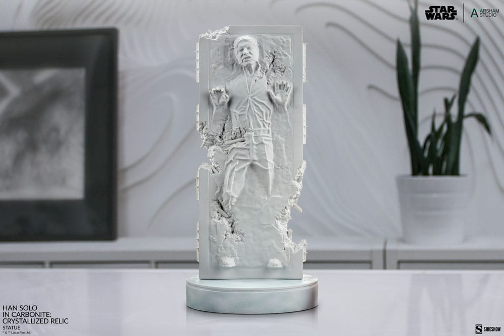 Star Wars statuette Han Solo in Carbonite: Crystallized Relic 53 cm