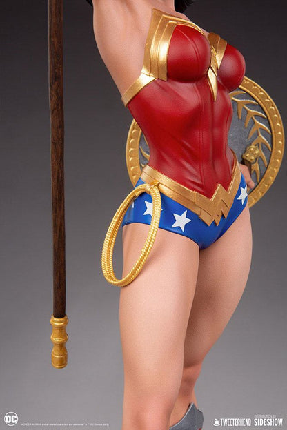 DC Comics : Statuette 1/6 Wonder Woman 69 cm