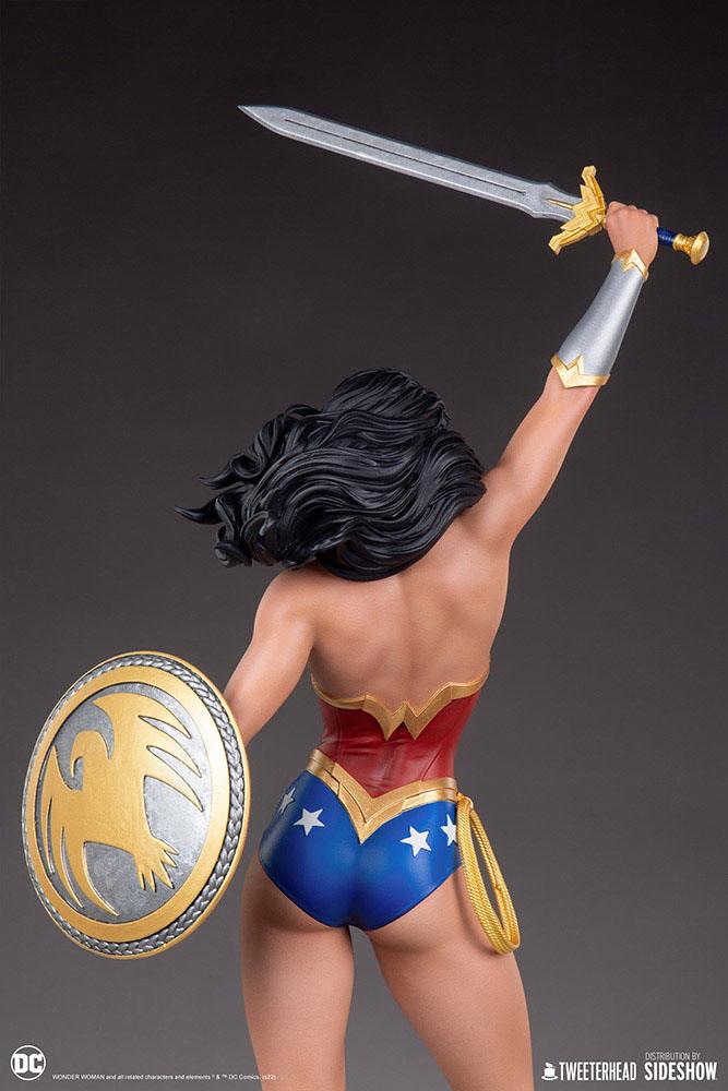DC Comics : Statuette 1/6 Wonder Woman 69 cm