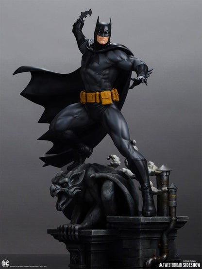 DC Comics : Statuette 1/6 Batman (Black and Gray Edition) 50 cm